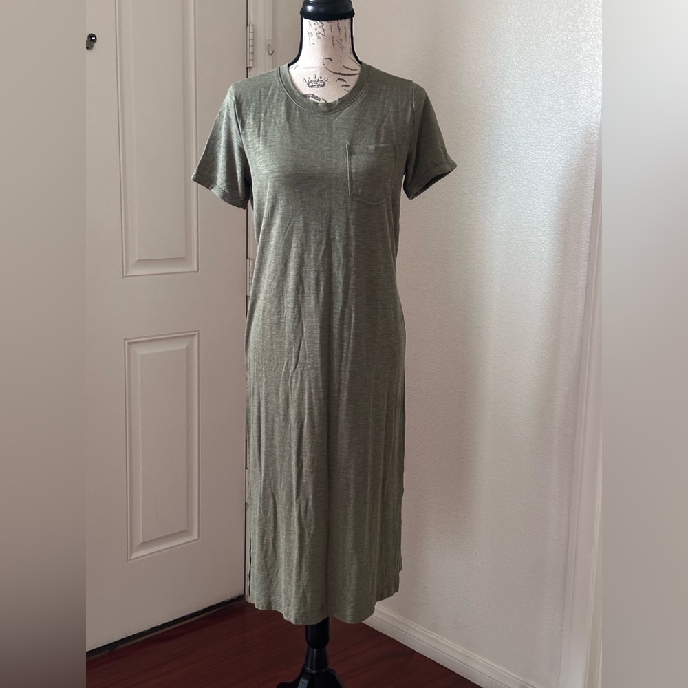 Jessica Simpson casual dress